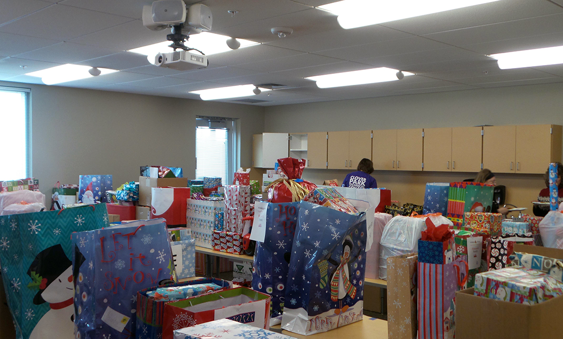 A total of 87 CPTC student families received hundreds of gifts through Holiday House, a longstanding tradition of generosity at CPTC.