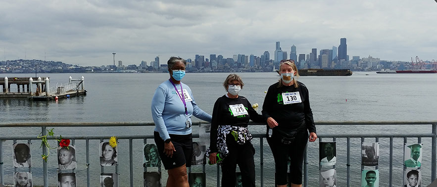 three women on the seattle ferry